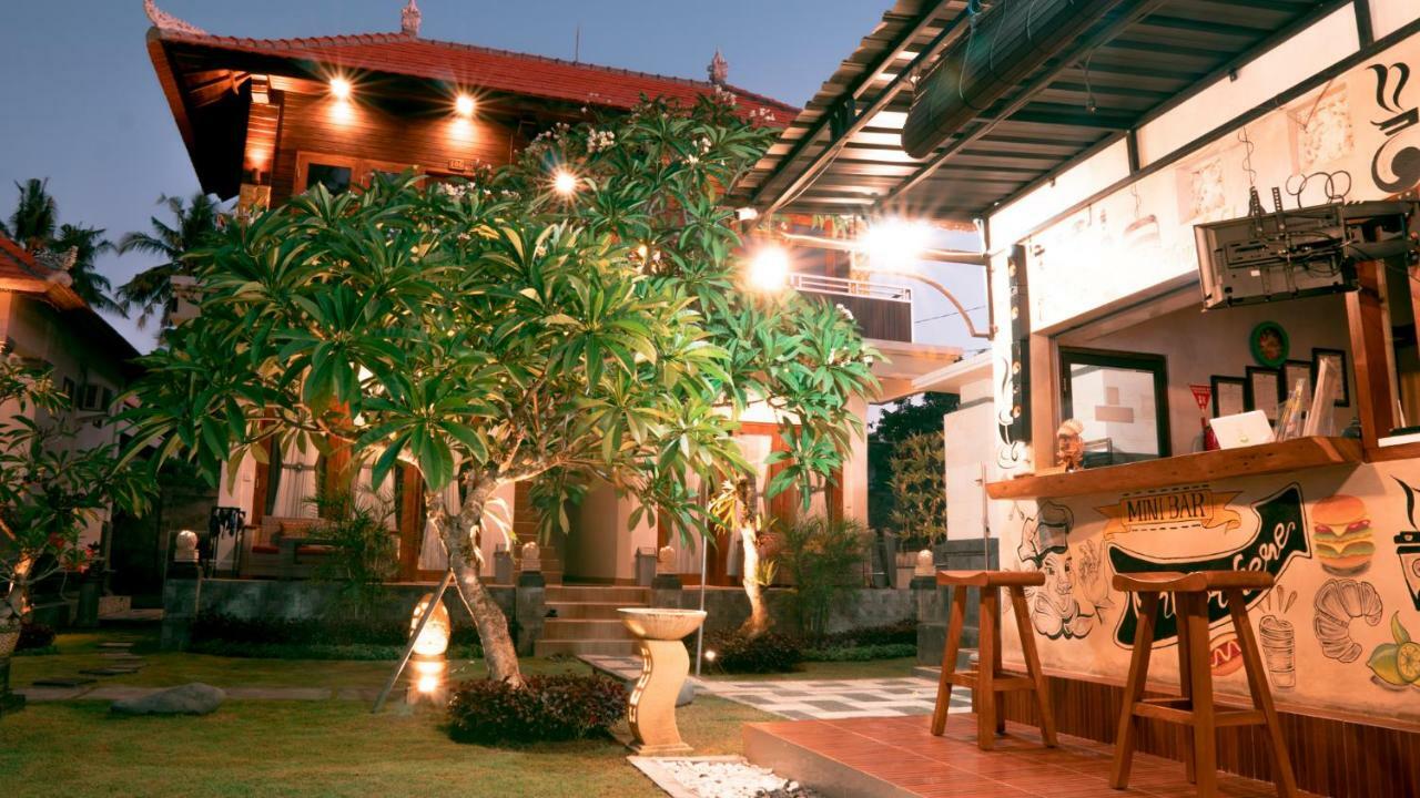 The Kanha Palace Batununggul Ngoại thất bức ảnh